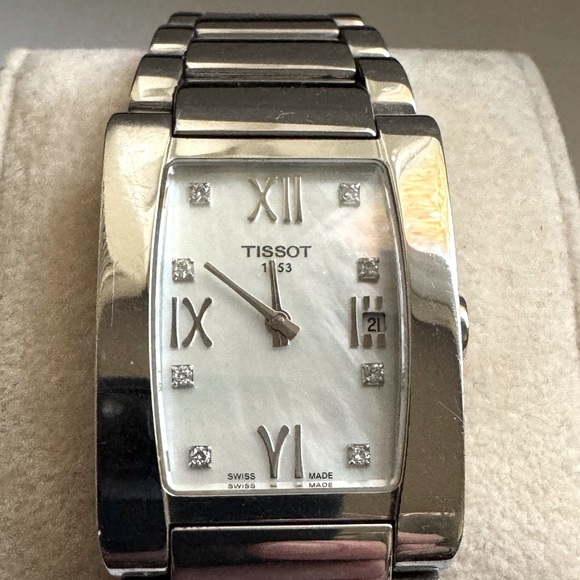 🌟HOST PICK🌟 🕰️💎 Rare Vintage Tissot Swiss Made Women’s Watch 🕰️💎 - Picture 3 of 15